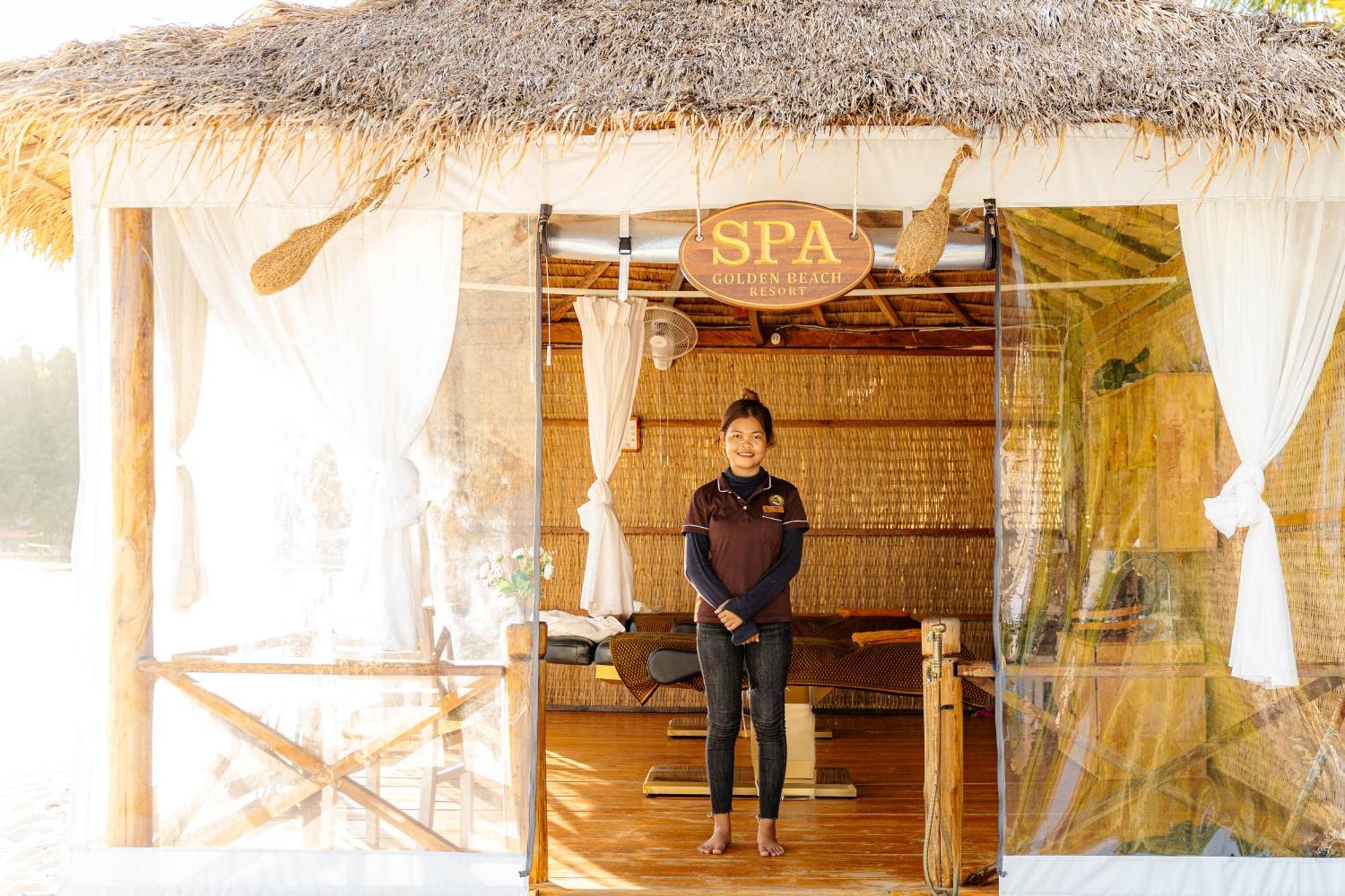 Golden Beach Resort Sok San Village Luaran gambar
