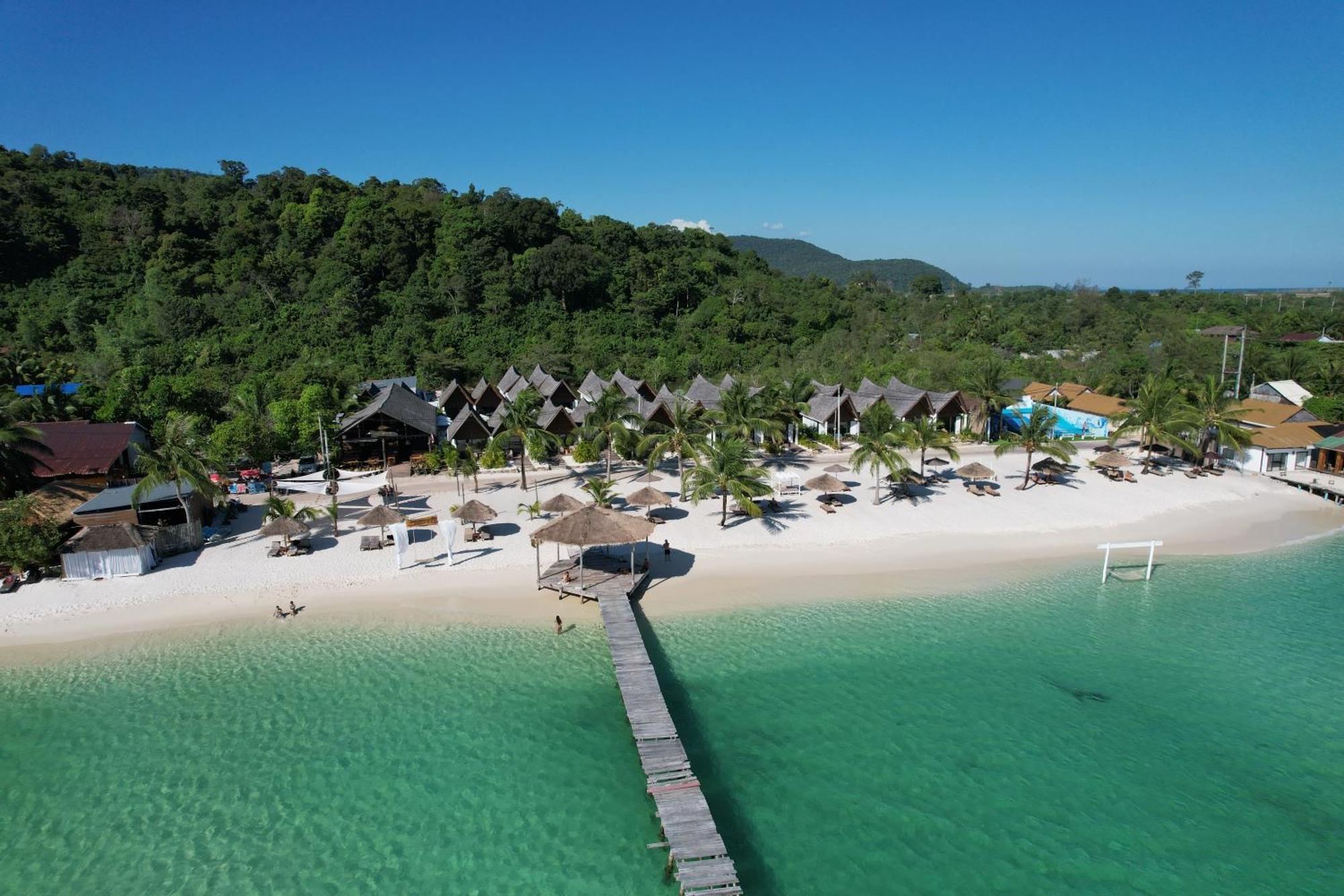 Golden Beach Resort Sok San Village Luaran gambar